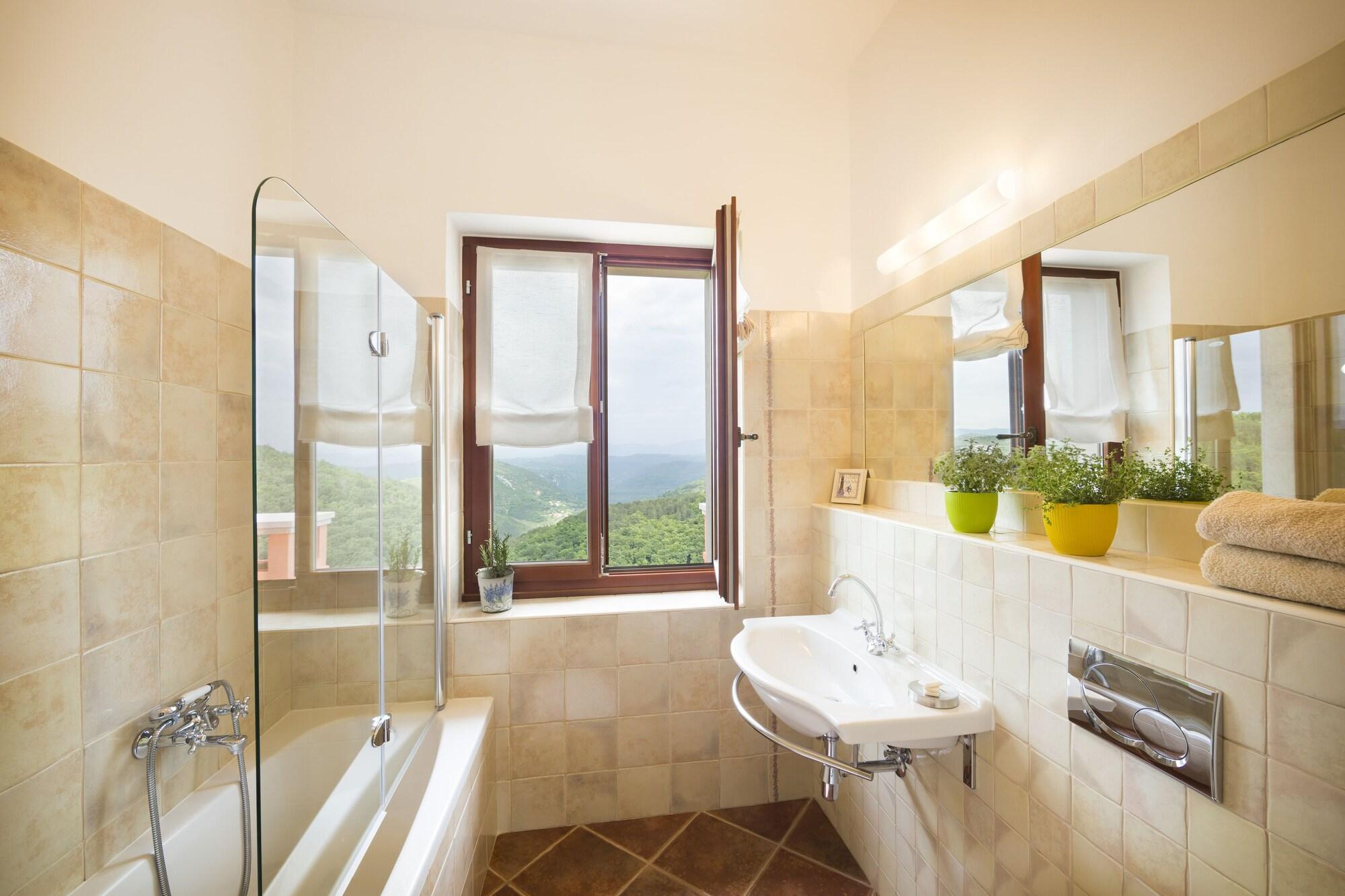 Palazzo Angelica B&B Adults Only Oprtalj Extérieur photo